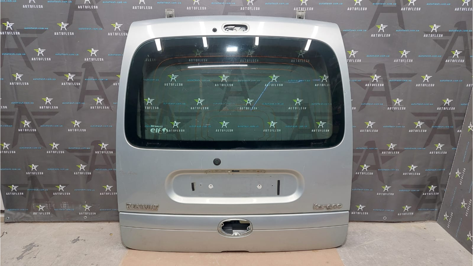 Крышка багажника, ляда 7751472530, 7752233459 Renault Kangoo канго бу